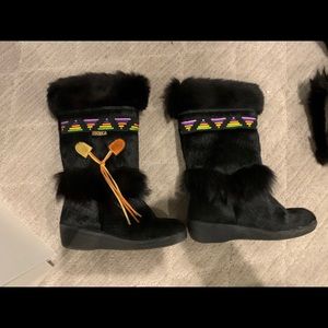 Tecnica Black Fur boots size 36!